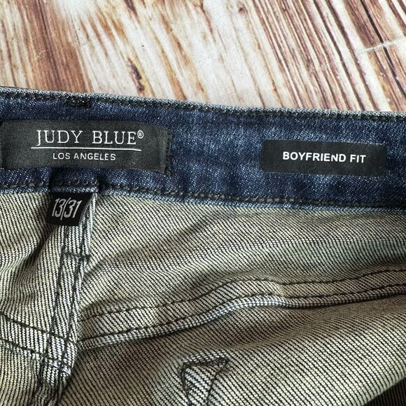 Judy Blue BOYFRIEND FIT Size 13/31 Distressed Mid Rise Jeans Denim Pants 31x30 - Picture 11 of 13